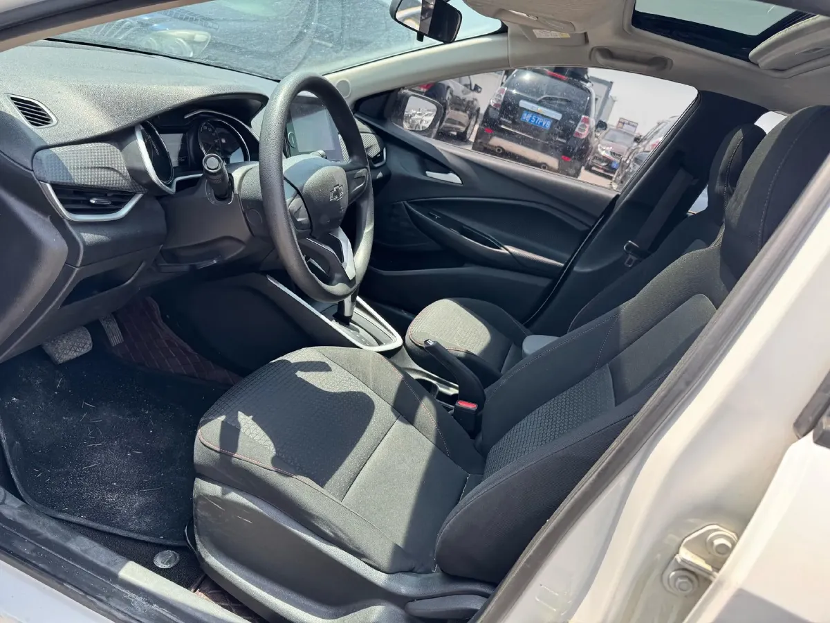 2020 Chevrolet Cavalier 1.0T 125HP L3 6AT,autocango,china used car exporter,china ev exporter,chinese used car exporter,chinese used ev exporter