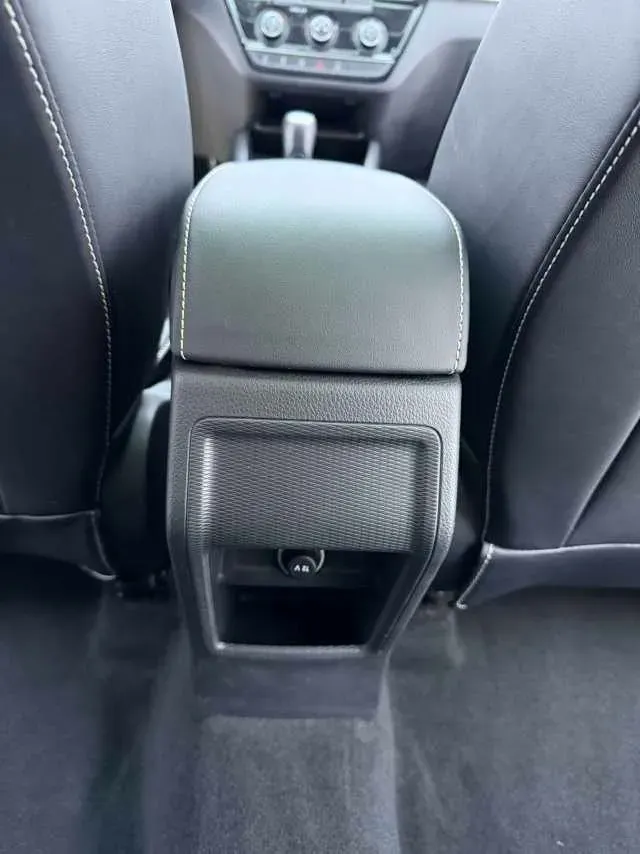 2022 Skoda Kamiq 1.5L 112HP L4 6AT,autocango,china used car exporter,china ev exporter,chinese used car exporter,chinese used ev exporter