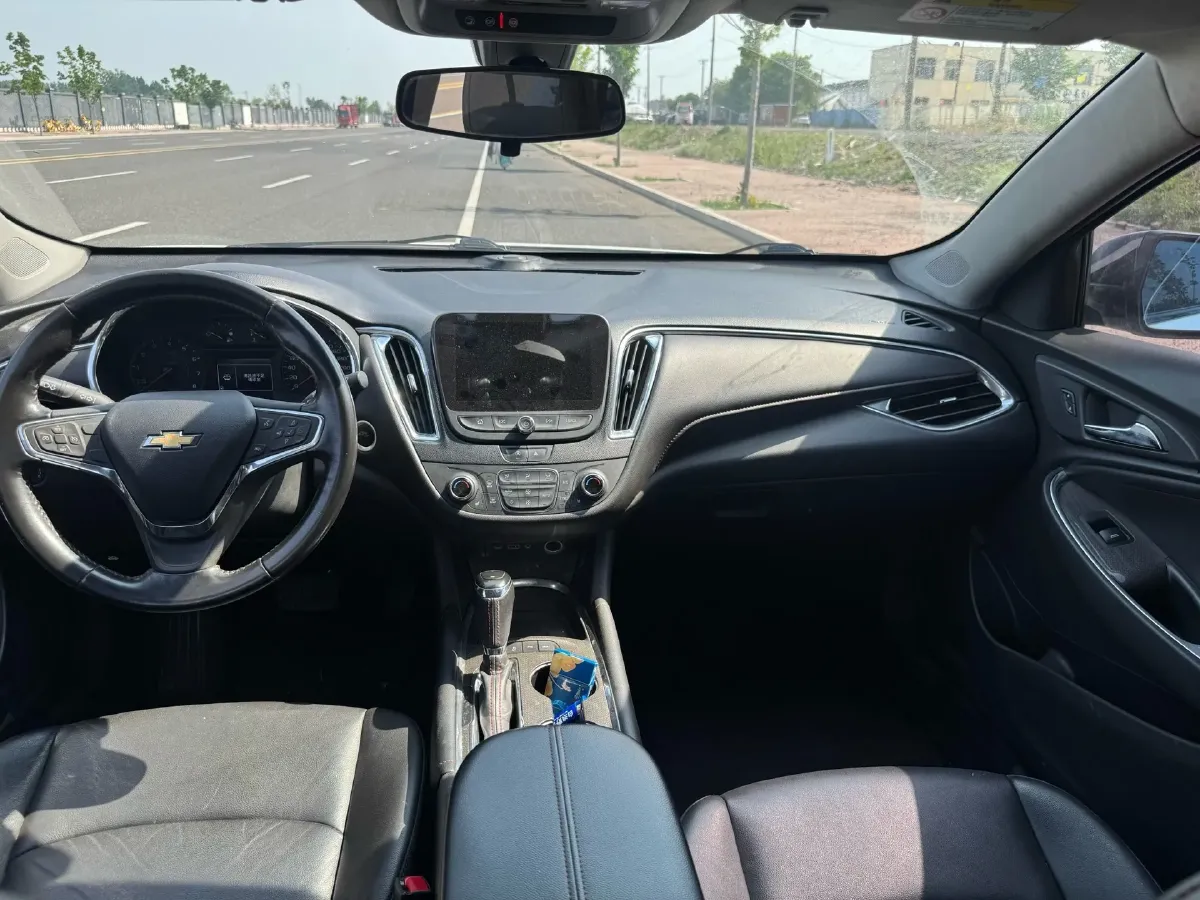 2019 Chevrolet Malibu XL 2.0T 241HP L4 9AT,autocango,china used car exporter,china ev exporter,chinese used car exporter,chinese used ev exporter