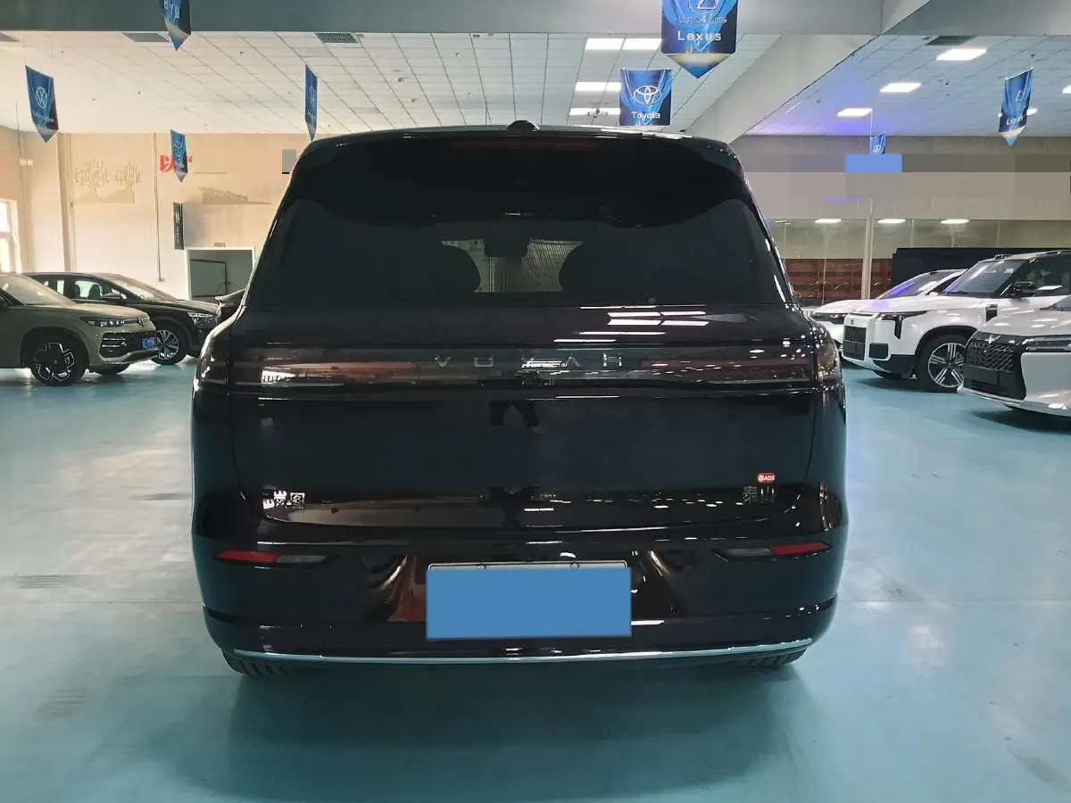 2026 Voyah TaiShan 1.5T 150HP L4 PHEV,autocango,china used car exporter,china ev exporter,chinese used car exporter,chinese used ev exporter