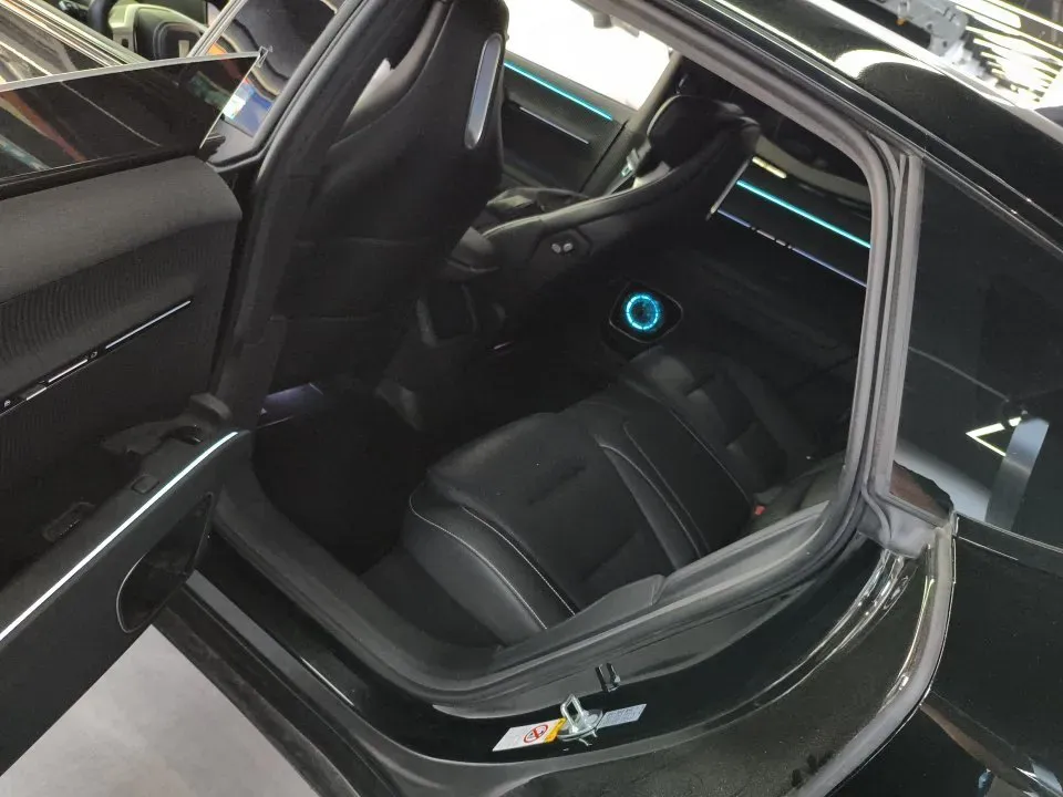 2024 Avatr 12 BEV 94.5KWH,autocango,china used car exporter,china ev exporter,chinese used car exporter,chinese used ev exporter