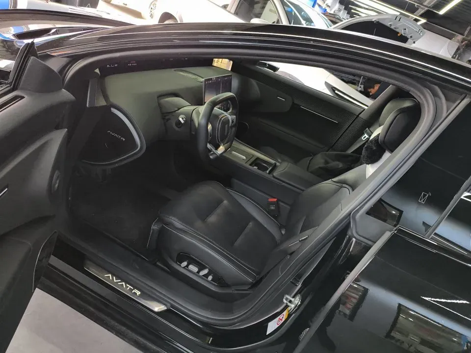 2024 Avatr 12 BEV 94.5KWH,autocango,china used car exporter,china ev exporter,chinese used car exporter,chinese used ev exporter