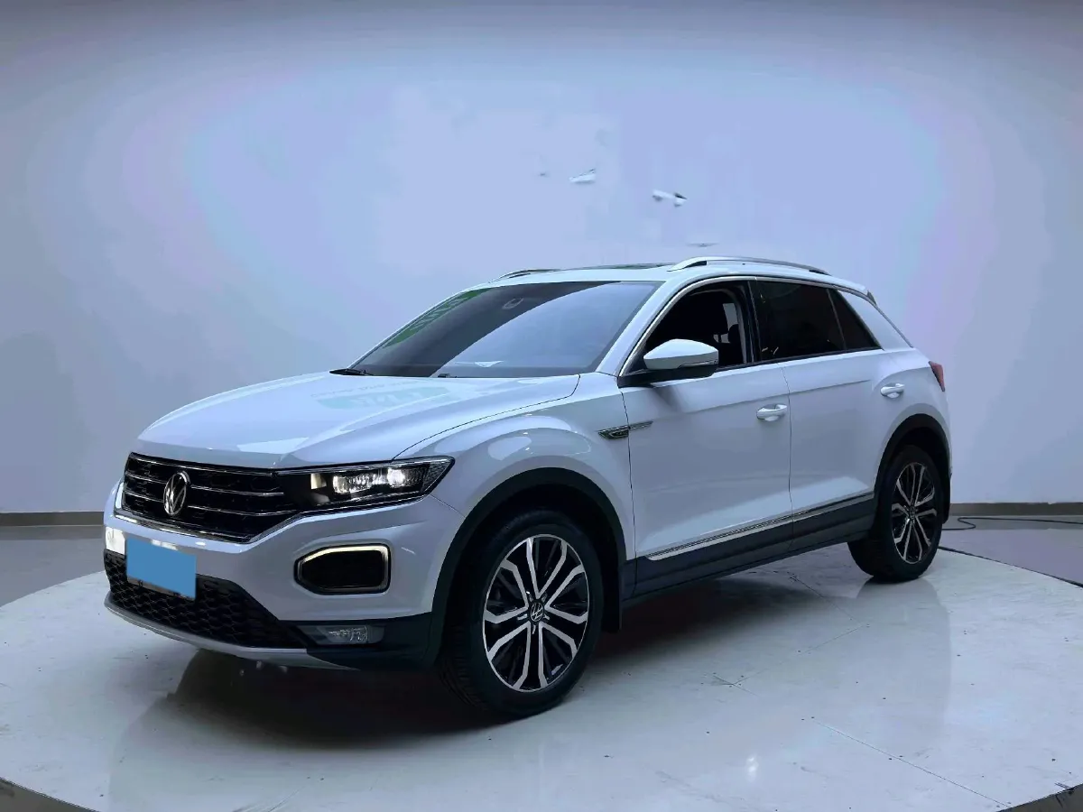 2022 Volkswagen T-Roc 1.4T 150HP L4 7DCT,autocango,china used car exporter,china ev exporter,chinese used car exporter,chinese used ev exporter