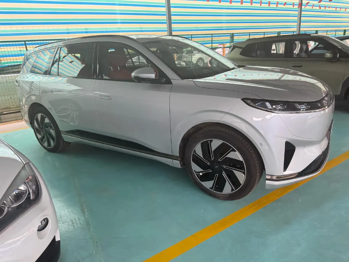 2024 DongFeng eπ eπ008 BEV 82.28KWH,autocango,china used car exporter,china ev exporter,chinese used car exporter,chinese used ev exporter