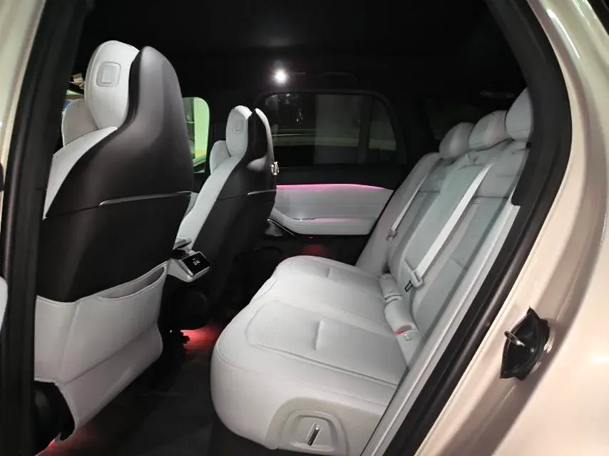 2024 NIO ES6 BEV 75KWH,autocango,china used car exporter,china ev exporter,chinese used car exporter,chinese used ev exporter