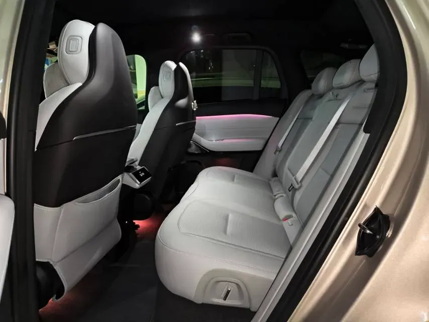 2024 NIO ES6 BEV 75KWH,autocango,china used car exporter,china ev exporter,chinese used car exporter,chinese used ev exporter