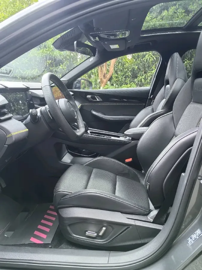 2023 MAXUS G50 1.5T 181HP L4 7DCT,autocango,china used car exporter,china ev exporter,chinese used car exporter,chinese used ev exporter