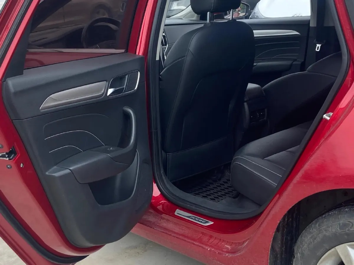 2017 Roewe i6 1.0T 125HP L3 2AT PHEV,autocango,china used car exporter,china ev exporter,chinese used car exporter,chinese used ev exporter