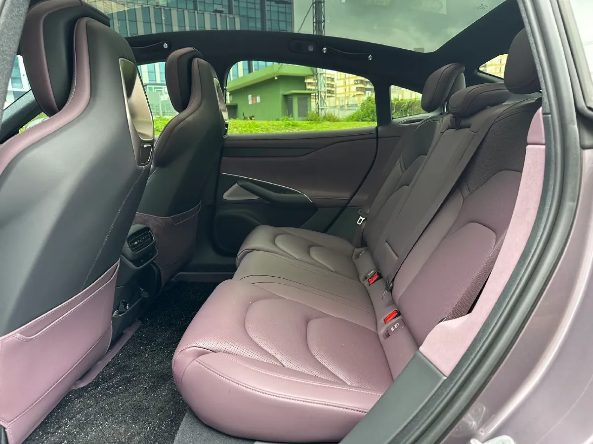 2024 MI SU7 BEV 94.3KWH,autocango,china used car exporter,china ev exporter,chinese used car exporter,chinese used ev exporter