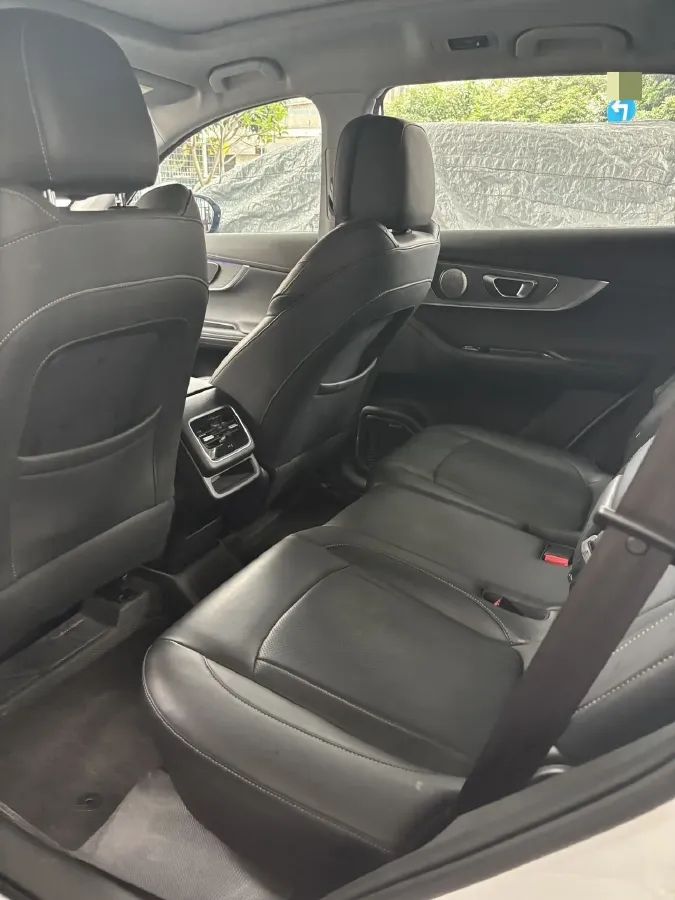 2024 Chery Tiggo 8 PRO 1.6T 197HP L4 7DCT,autocango,china used car exporter,china ev exporter,chinese used car exporter,chinese used ev exporter