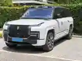 2025 YangWang U8 L REEV 272HP REEV
