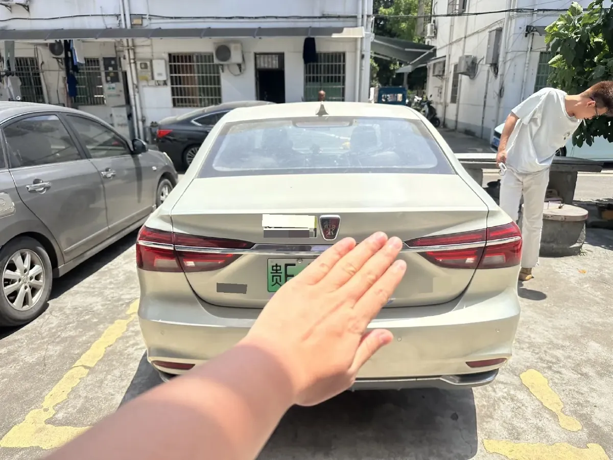 2017 Roewe i6 1.0T 125HP L3 2AT PHEV,autocango,china used car exporter,china ev exporter,chinese used car exporter,chinese used ev exporter