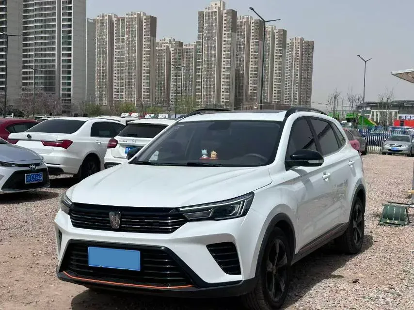 2021 Roewe i5 1.5L 120HP L4 5MT,autocango,china used car exporter,china ev exporter,chinese used car exporter,chinese used ev exporter