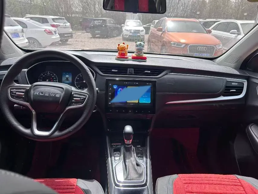 2021 Roewe i5 1.5L 120HP L4 5MT,autocango,china used car exporter,china ev exporter,chinese used car exporter,chinese used ev exporter
