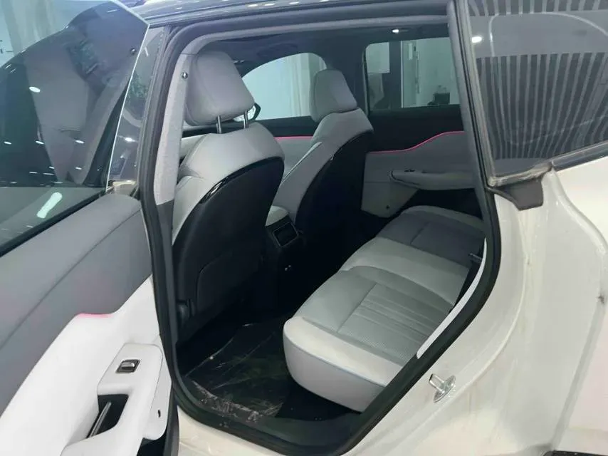 2024 Voyah ZhiYin BEV 77KWH,autocango,china used car exporter,china ev exporter,chinese used car exporter,chinese used ev exporter