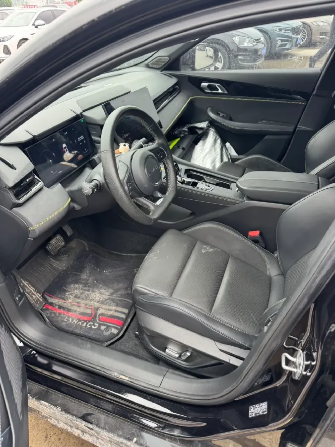 2023 MAXUS G50 1.5T 181HP L4 7DCT,autocango,china used car exporter,china ev exporter,chinese used car exporter,chinese used ev exporter