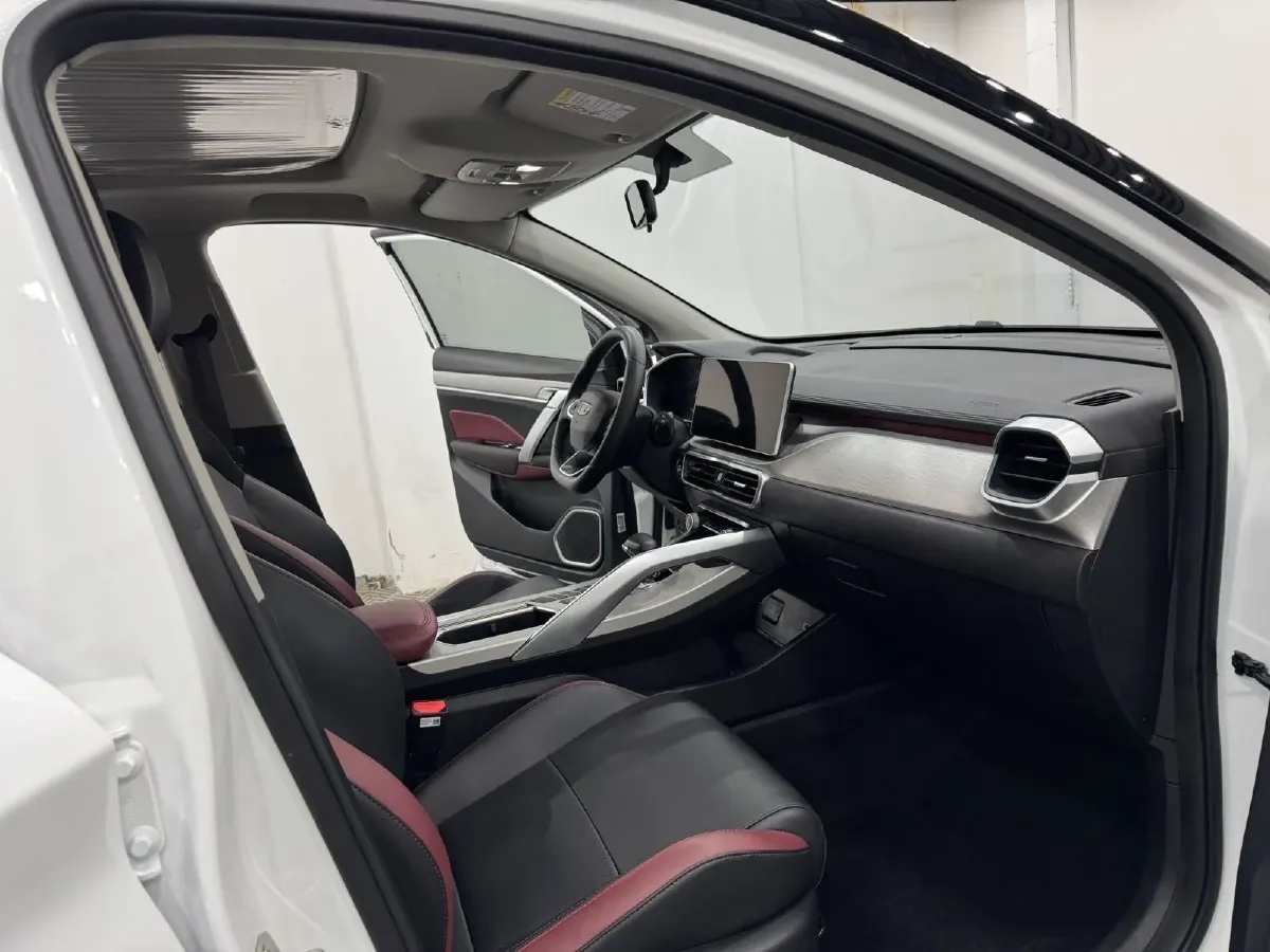 2021 Geely Coolray 1.4T 141HP L4 6DCT,autocango,china used car exporter,china ev exporter,chinese used car exporter,chinese used ev exporter