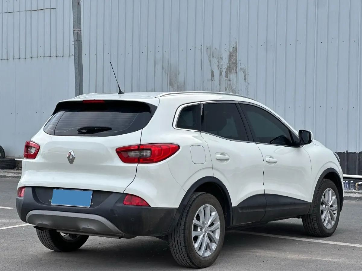 2017 Renault Kadjar 2.0L 150HP L4 CVT,autocango,china used car exporter,china ev exporter,chinese used car exporter,chinese used ev exporter