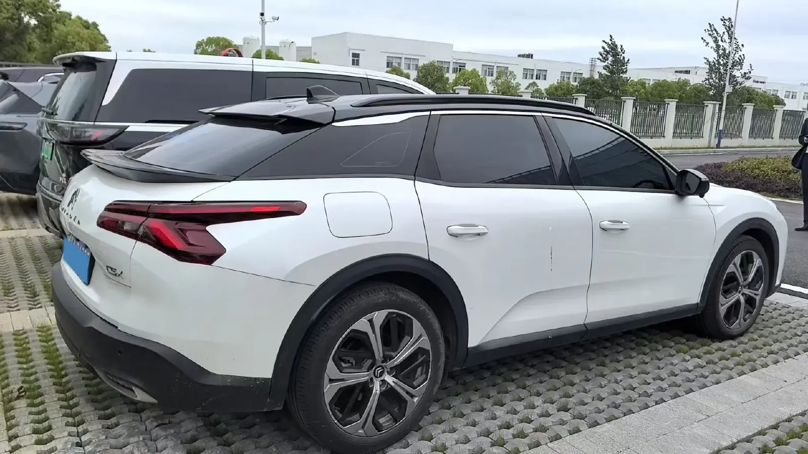 2021 Citroen C5 X 1.6T 175HP L4 8AT,autocango,china used car exporter,china ev exporter,chinese used car exporter,chinese used ev exporter