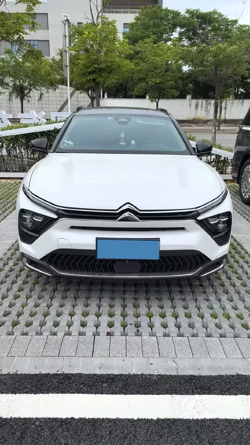 2021 Citroen C5 X 1.6T 175HP L4 8AT,autocango,china used car exporter,china ev exporter,chinese used car exporter,chinese used ev exporter