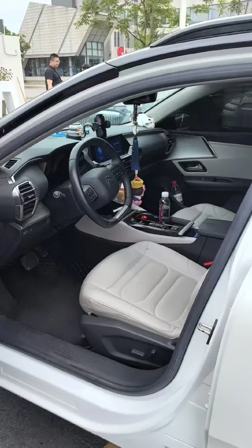 2021 Citroen C5 X 1.6T 175HP L4 8AT,autocango,china used car exporter,china ev exporter,chinese used car exporter,chinese used ev exporter