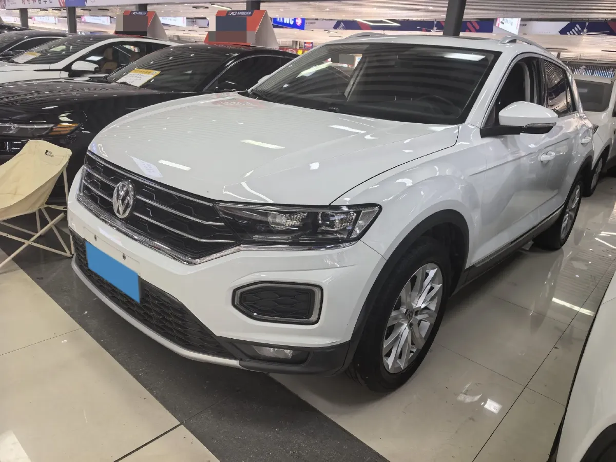 2020 Volkswagen T-Roc 1.4T 131HP L4 7DCT,autocango,china used car exporter,china ev exporter,chinese used car exporter,chinese used ev exporter