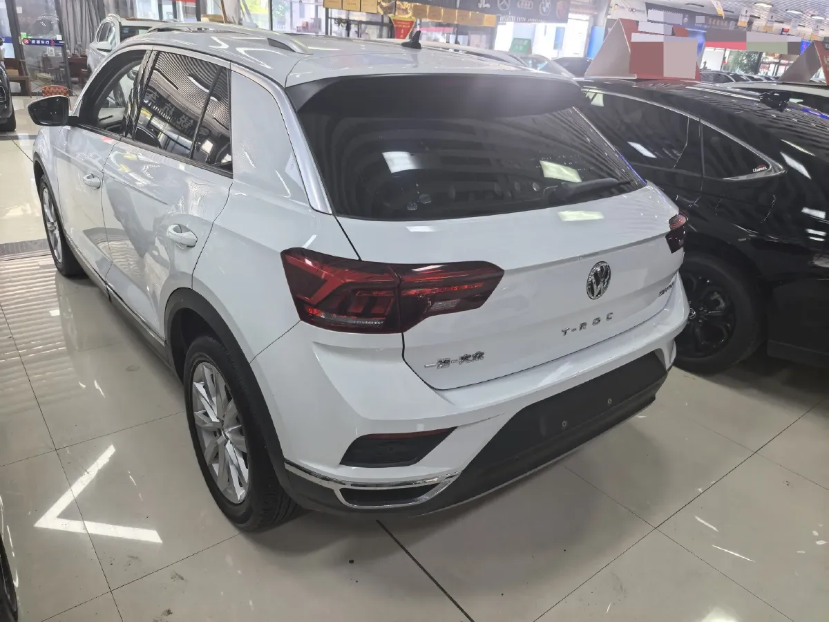 2020 Volkswagen T-Roc 1.4T 131HP L4 7DCT,autocango,china used car exporter,china ev exporter,chinese used car exporter,chinese used ev exporter