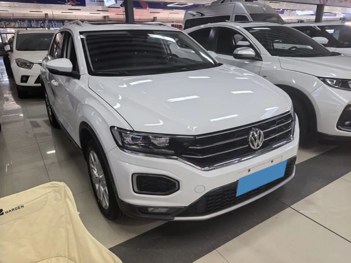 2020 Volkswagen T-Roc 1.4T 131HP L4 7DCT,autocango,china used car exporter,china ev exporter,chinese used car exporter,chinese used ev exporter