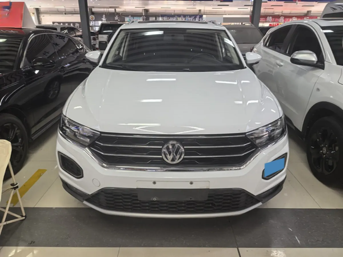 2020 Volkswagen T-Roc 1.4T 131HP L4 7DCT,autocango,china used car exporter,china ev exporter,chinese used car exporter,chinese used ev exporter