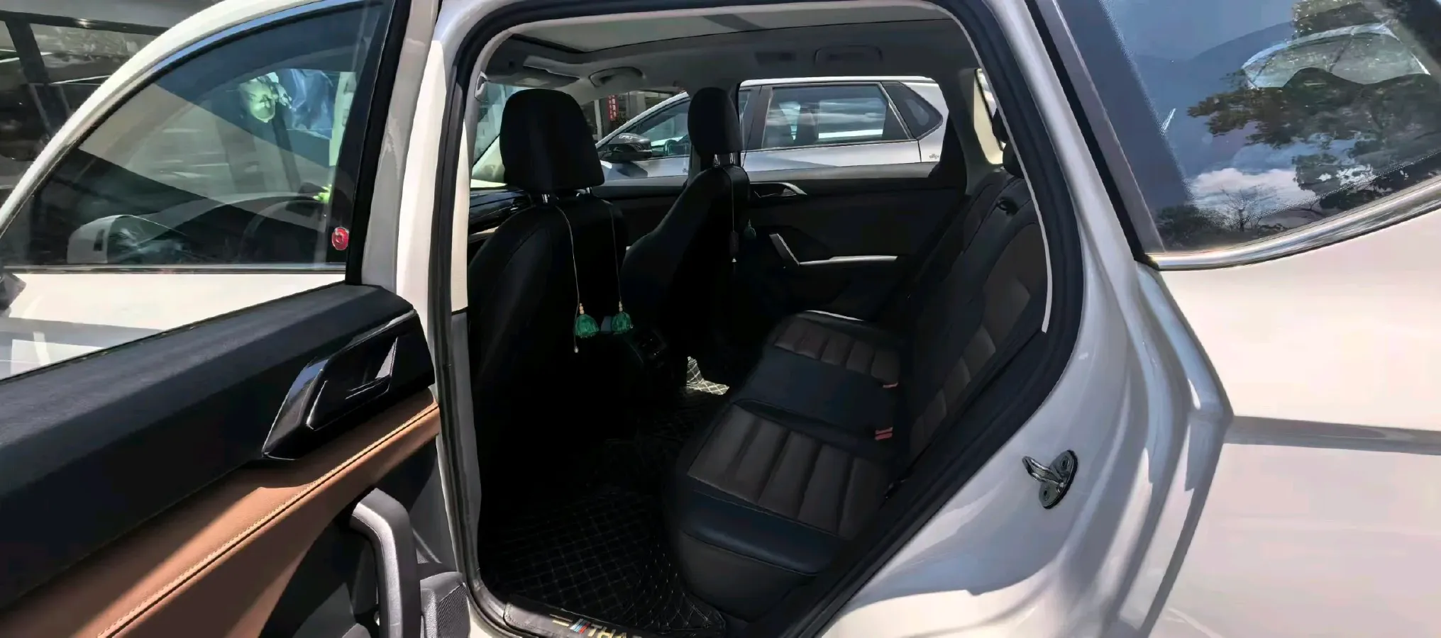 2020 Volkswagen Tharu 2.0T 186HP L4 7DCT,autocango,china used car exporter,china ev exporter,chinese used car exporter,chinese used ev exporter