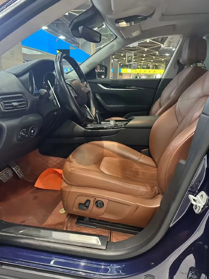 2019 Maserati Levante 3.0T 350HP V6 8AT,autocango,china used car exporter,china ev exporter,chinese used car exporter,chinese used ev exporter