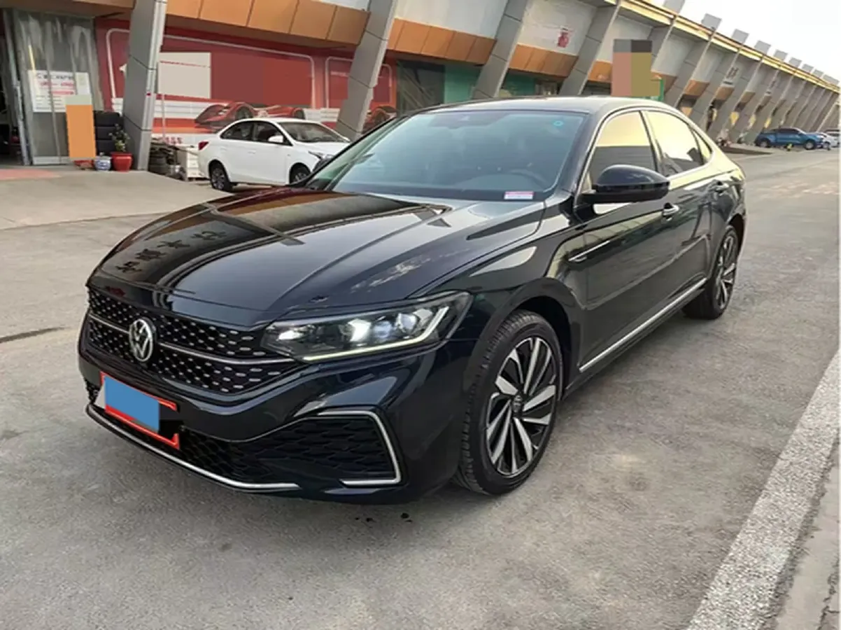 2024 Volkswagen Passat 2.0T 186HP L4 7DCT,autocango,china used car exporter,china ev exporter,chinese used car exporter,chinese used ev exporter