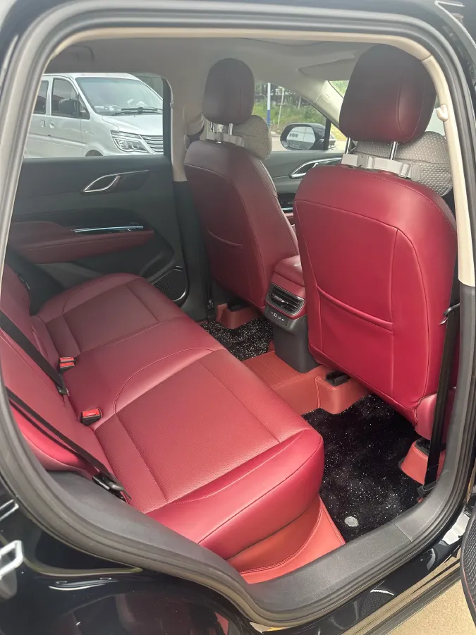 2025 HongQi HS3 1.5T 150HP L4 1DHT PHEV,autocango,china used car exporter,china ev exporter,chinese used car exporter,chinese used ev exporter