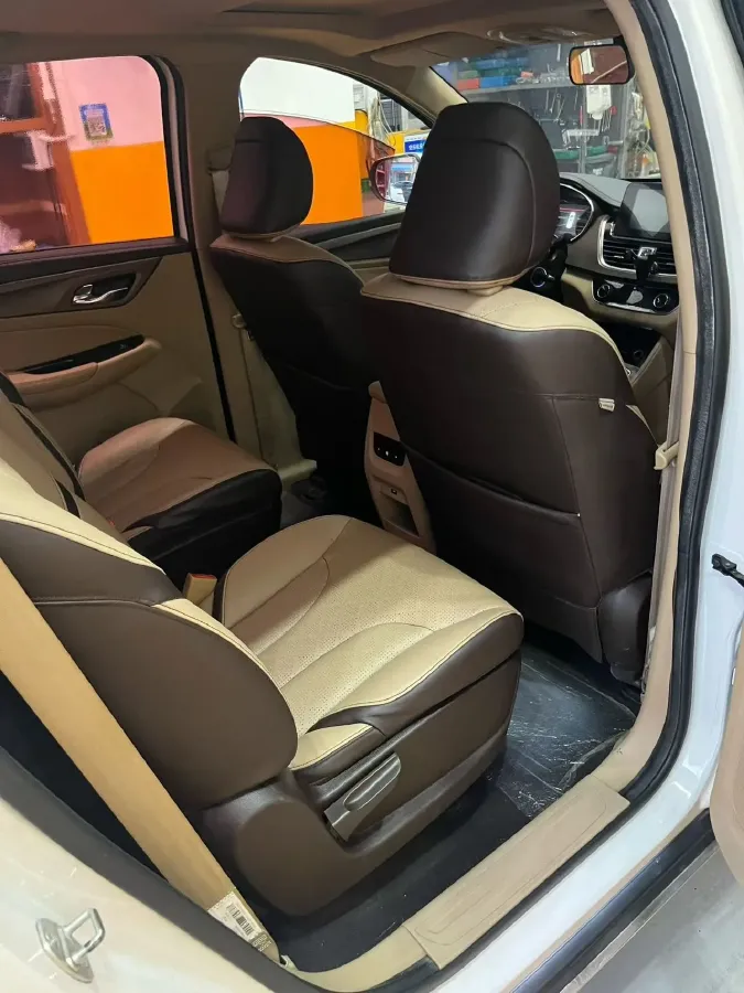 2017 BaoJun 730 1.5T 150HP L4 6MT,autocango,china used car exporter,china ev exporter,chinese used car exporter,chinese used ev exporter