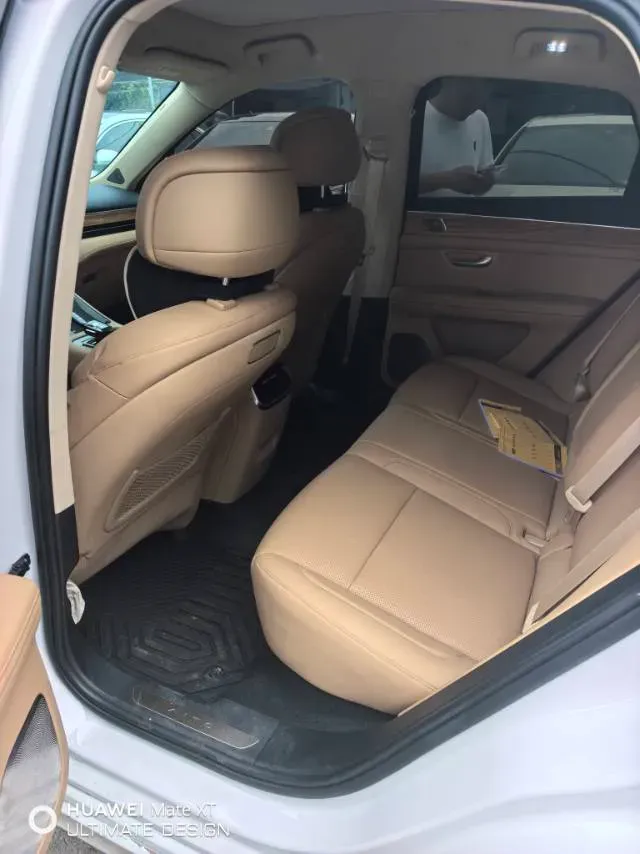 2024 AITO AITO M5 1.5T 152HP L4 REEV 42KWH,autocango,china used car exporter,china ev exporter,chinese used car exporter,chinese used ev exporter