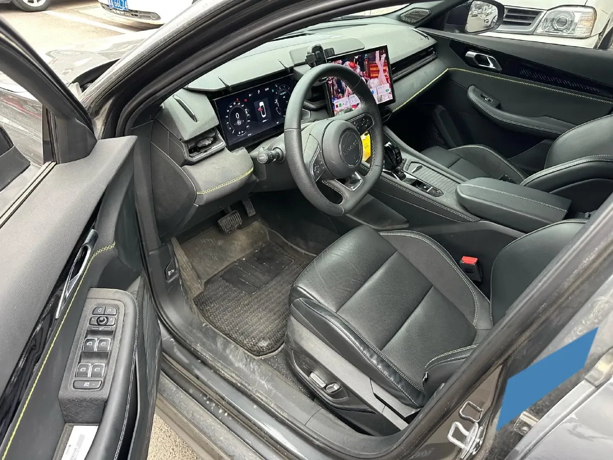 2023 MAXUS G50 1.5T 181HP L4 7DCT,autocango,china used car exporter,china ev exporter,chinese used car exporter,chinese used ev exporter