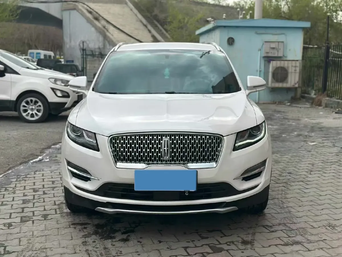 2019 Lincoln MKC 2.0T 203HP L4 6AT,autocango,china used car exporter,china ev exporter,chinese used car exporter,chinese used ev exporter