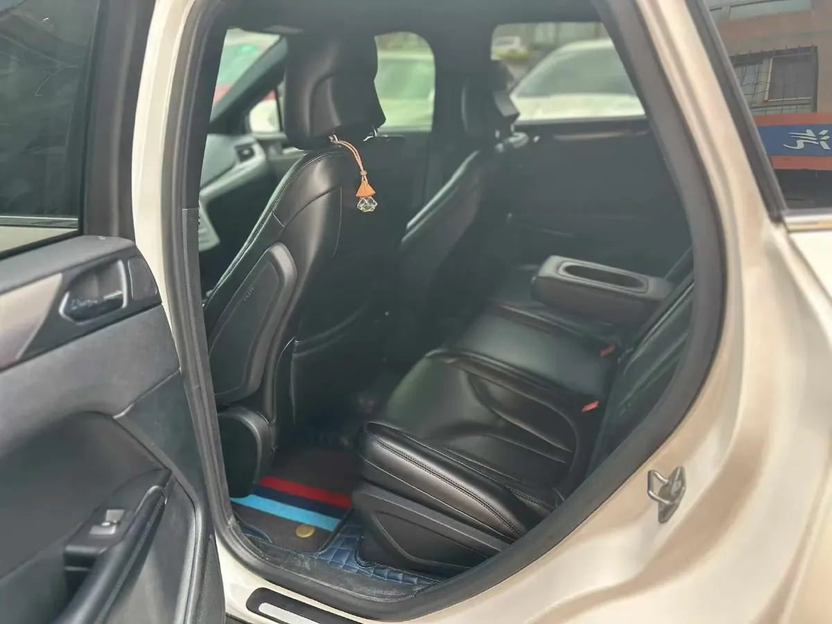 2019 Lincoln MKC 2.0T 203HP L4 6AT,autocango,china used car exporter,china ev exporter,chinese used car exporter,chinese used ev exporter