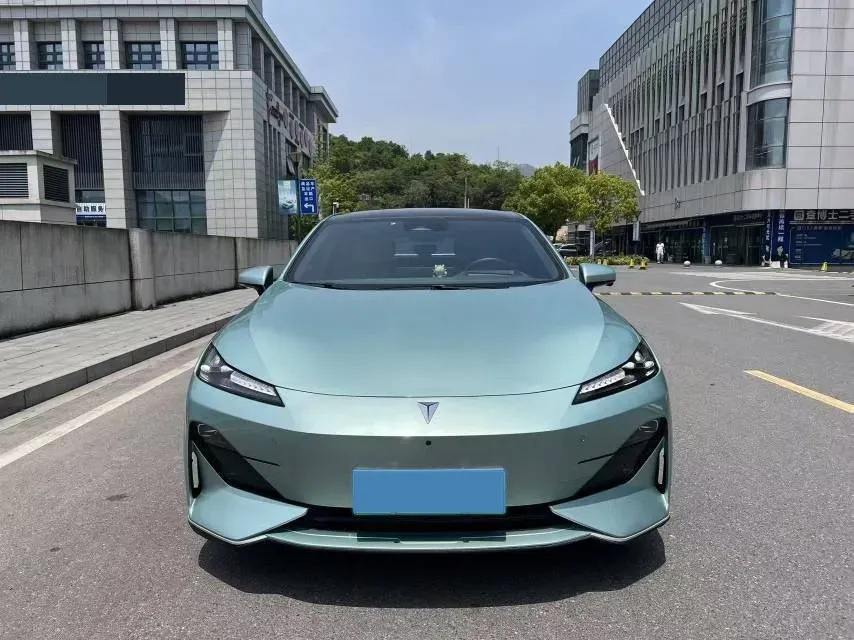 2022 DongFeng Forthing LingZhi EV BEV 68.4KWH,autocango,china used car exporter,china ev exporter,chinese used car exporter,chinese used ev exporter