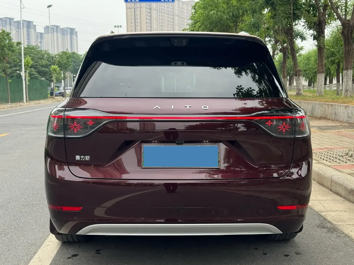 2025 AITO AITO M9 REEV 160HP REEV 52KWH,autocango,china used car exporter,china ev exporter,chinese used car exporter,chinese used ev exporter