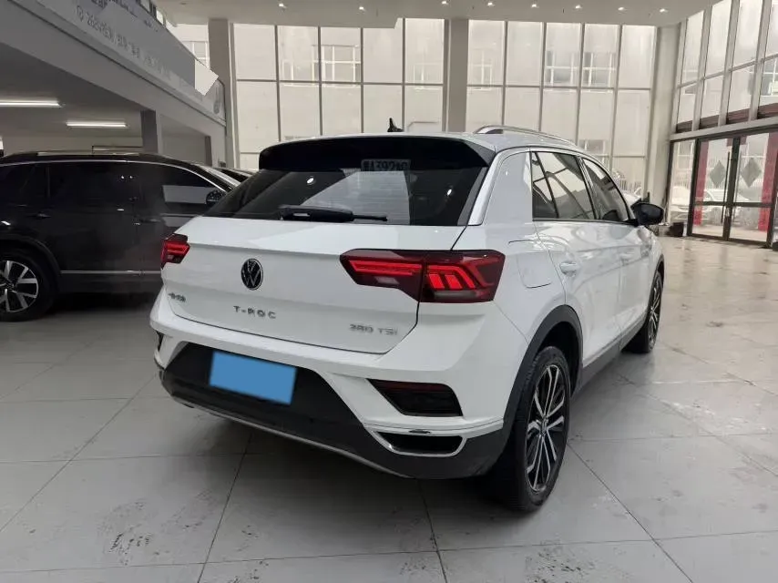 2021 Volkswagen T-Roc 1.4T 150HP L4 7DCT,autocango,china used car exporter,china ev exporter,chinese used car exporter,chinese used ev exporter