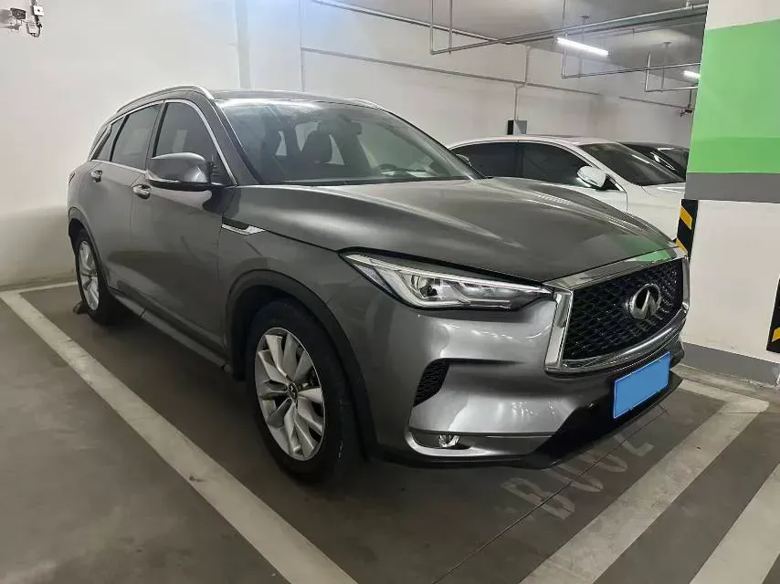 2018 Infiniti QX30 2.0T 211HP L4 7DCT,autocango,china used car exporter,china ev exporter,chinese used car exporter,chinese used ev exporter
