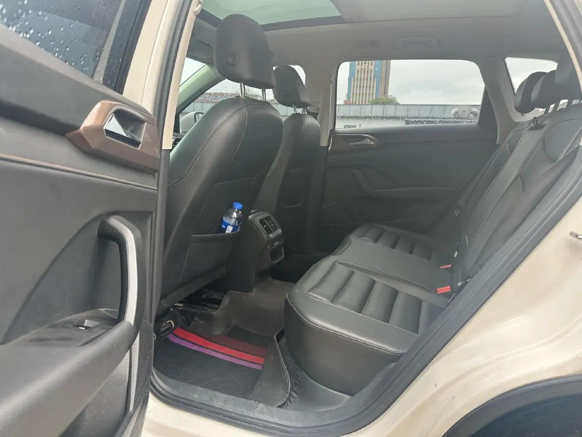 2021 Volkswagen Tharu 1.4T 150HP L4 7DCT,autocango,china used car exporter,china ev exporter,chinese used car exporter,chinese used ev exporter