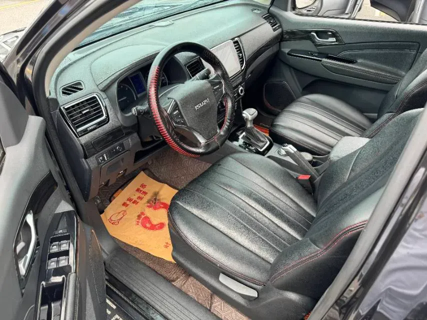 2019 Isuzu D-MAX 3.0T 177HP L4 6AT,autocango,china used car exporter,china ev exporter,chinese used car exporter,chinese used ev exporter