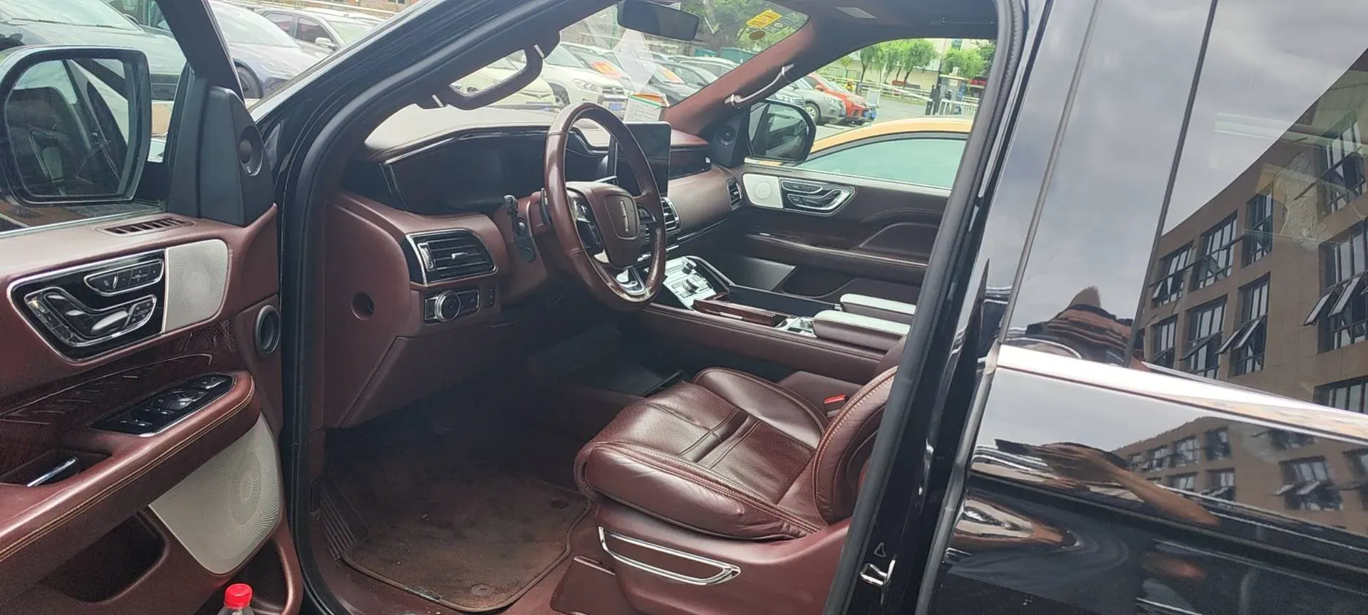 2019 Lincoln Navigator 3.5T 388HP V6 10AT,autocango,china used car exporter,china ev exporter,chinese used car exporter,chinese used ev exporter