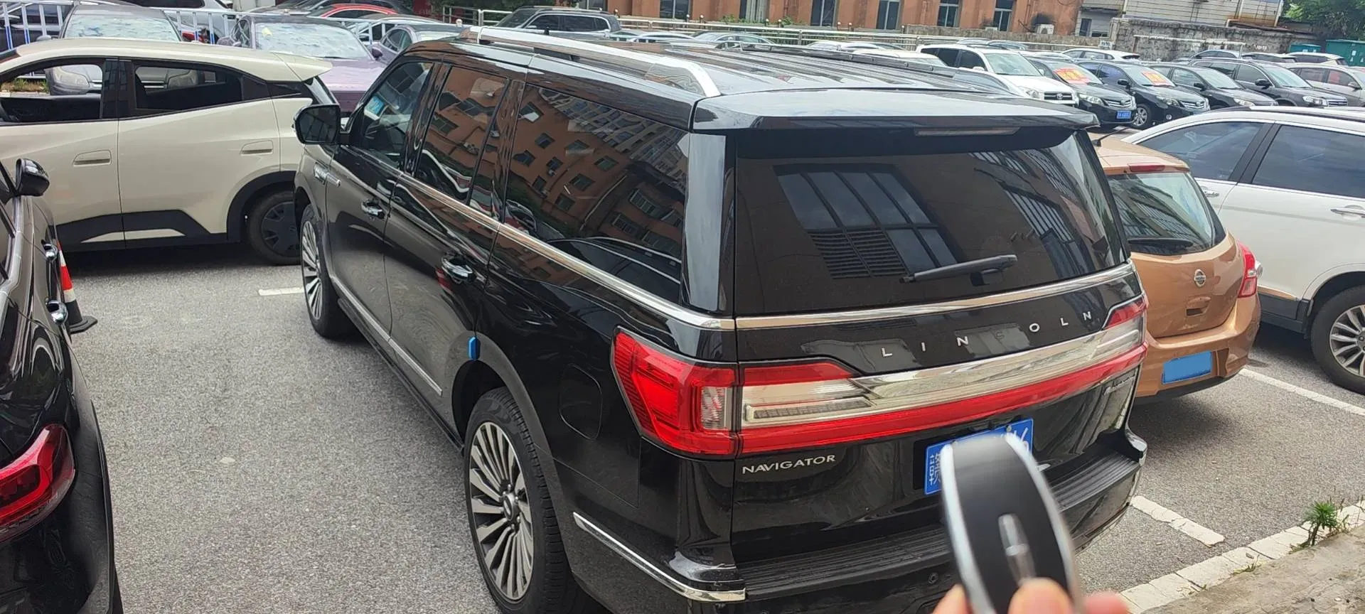 2019 Lincoln Navigator 3.5T 388HP V6 10AT,autocango,china used car exporter,china ev exporter,chinese used car exporter,chinese used ev exporter