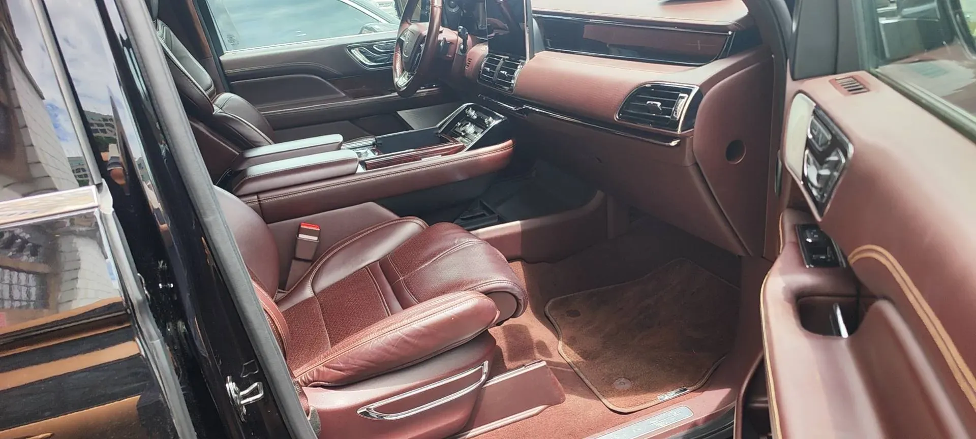 2019 Lincoln Navigator 3.5T 388HP V6 10AT,autocango,china used car exporter,china ev exporter,chinese used car exporter,chinese used ev exporter