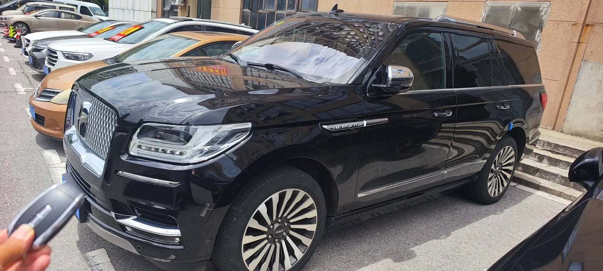 2019 Lincoln Navigator 3.5T 388HP V6 10AT,autocango,china used car exporter,china ev exporter,chinese used car exporter,chinese used ev exporter