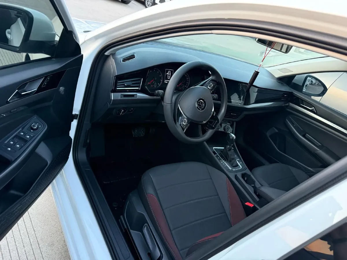2021 Volkswagen Bora 1.5L 113HP L4 6AT,autocango,china used car exporter,china ev exporter,chinese used car exporter,chinese used ev exporter
