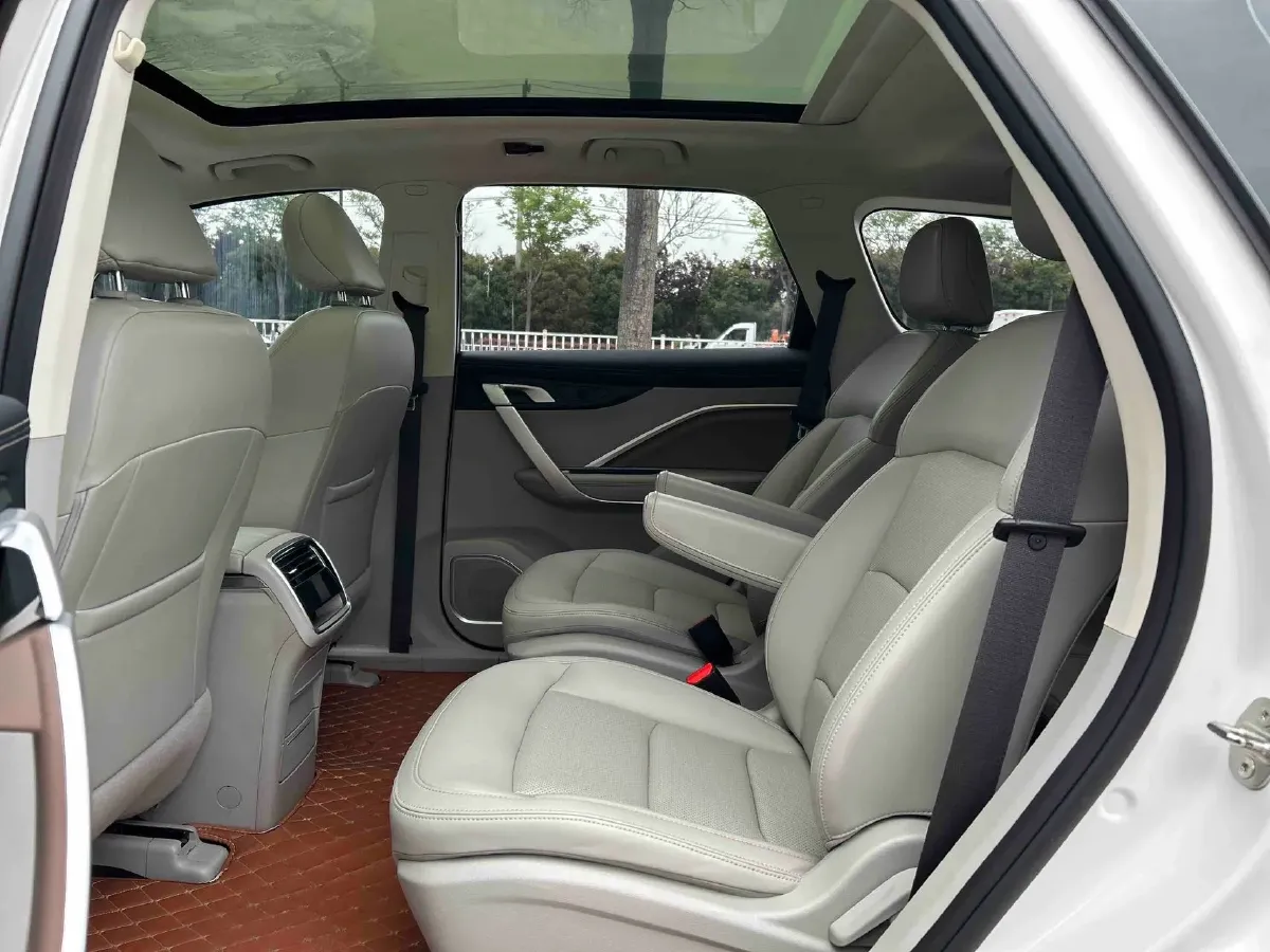 2019 Geely JiaJi 1.8T 184HP L4 6AT,autocango,china used car exporter,china ev exporter,chinese used car exporter,chinese used ev exporter